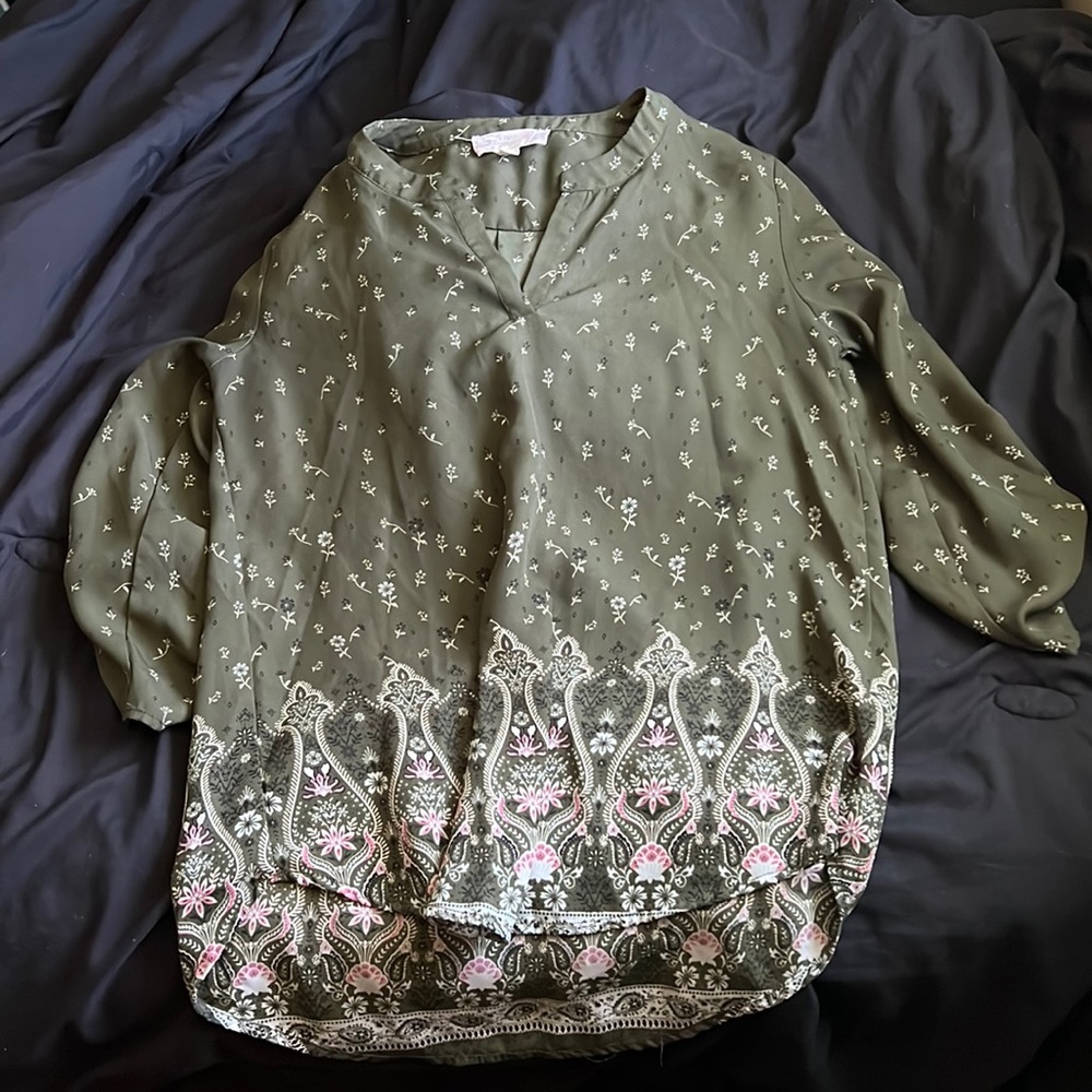Cute blouse